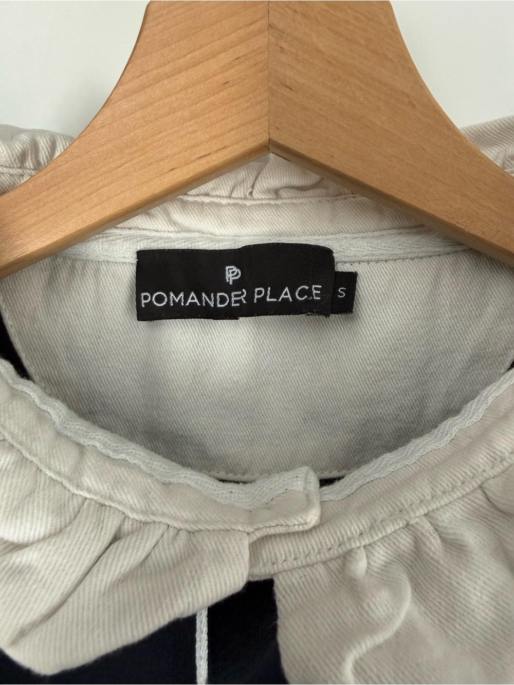 Tuckernuck Pomander Place Navy Charlotte Terry Top S - Picture 4 of 8